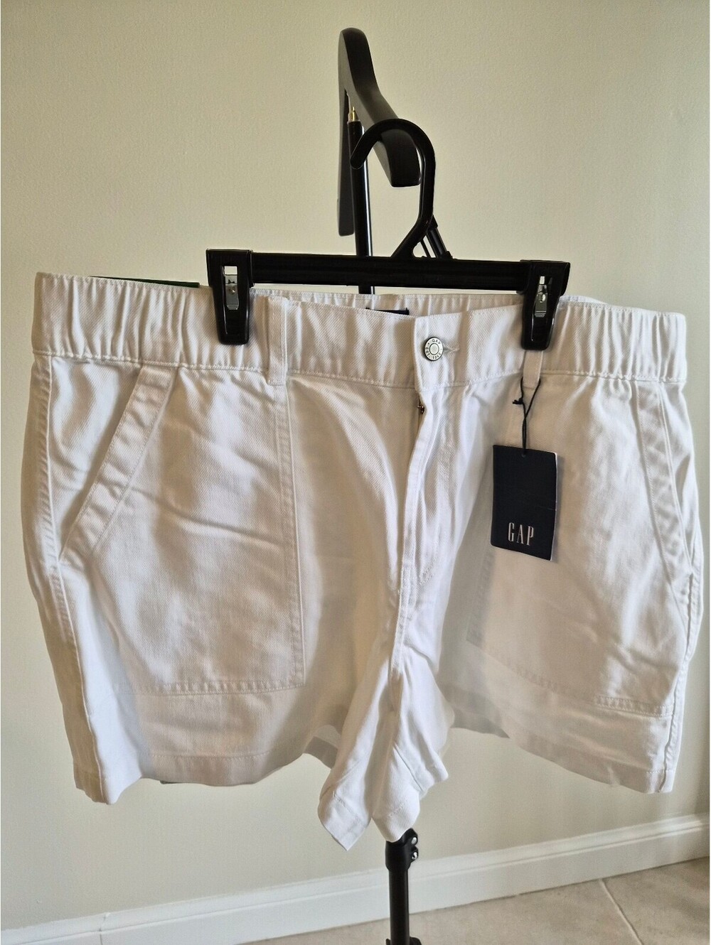 GAP Women's White Cotton Utility Shorts XL 0115